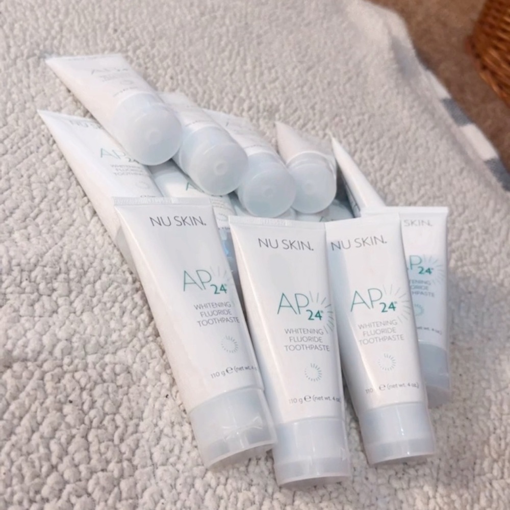 NuSkins AP24 Whitening toothpaste!